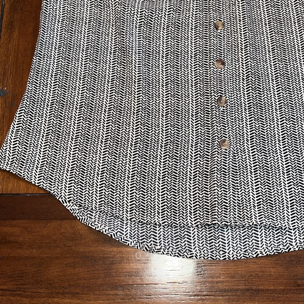 Croft & Barrow Tank size M black and white pattern - Picture 4 of 8
